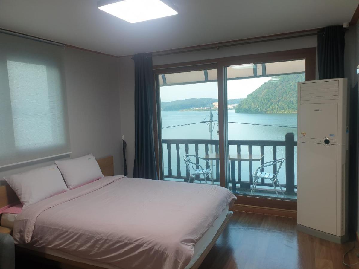 Lahoya Pension Chuncheon Esterno foto