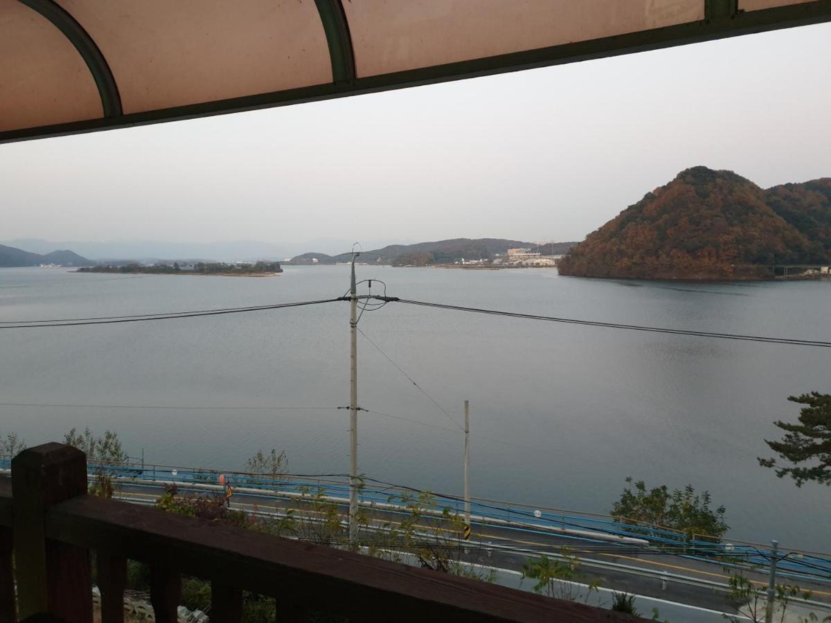 Lahoya Pension Chuncheon Esterno foto